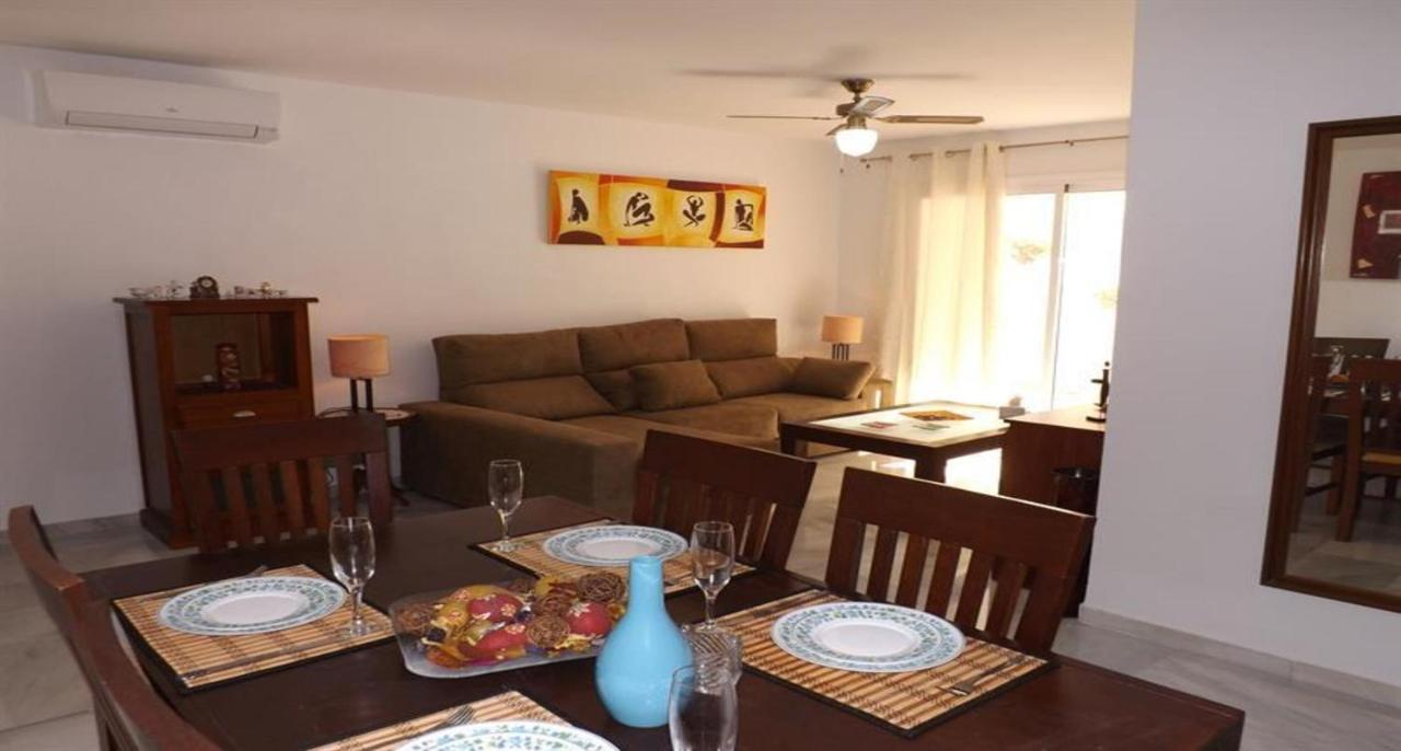 Apartment - 2 Bedrooms With Pool And Wifi - 4229